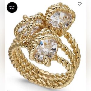 💍 Macy’s Charter Club Elegant Gold Plated CZ Triple Stone Ring 9 Twisted Coastal